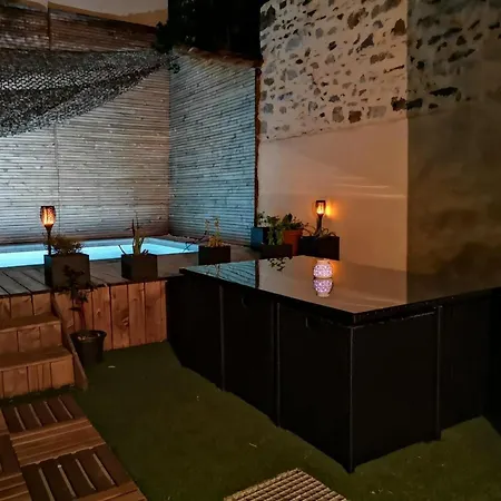 Privee Au Pied Des Cevennes Homestay